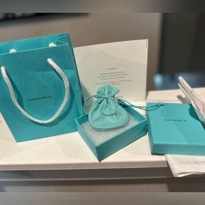 Authentic Tiffany gift bag w box drawstring bag and inserts